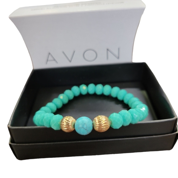 Jewelry - Avon Stone Accent Beaded Stretch Bracelet